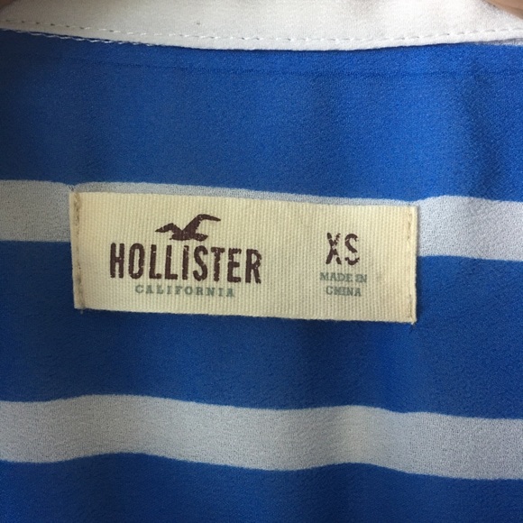 🌸 Hollister Blue and White Striped Sleeveless Top - Picture 3 of 4